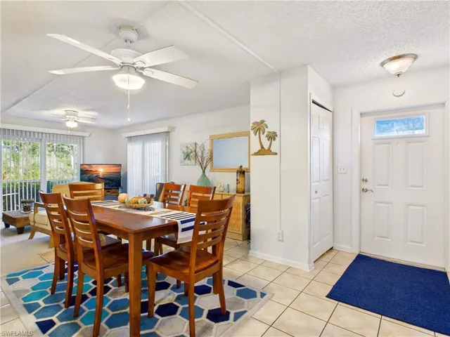 232 Palm Dr 47-5, Naples, Florida 34112