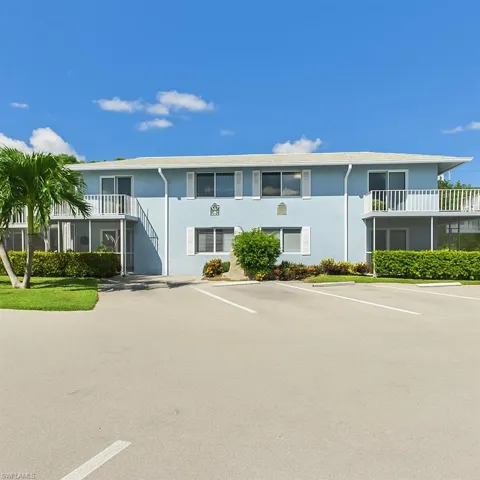 232 Palm Dr 47-5, Naples, Florida 34112