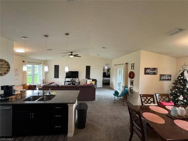 9032  Meadow  CIR, LABELLE, FL 33935