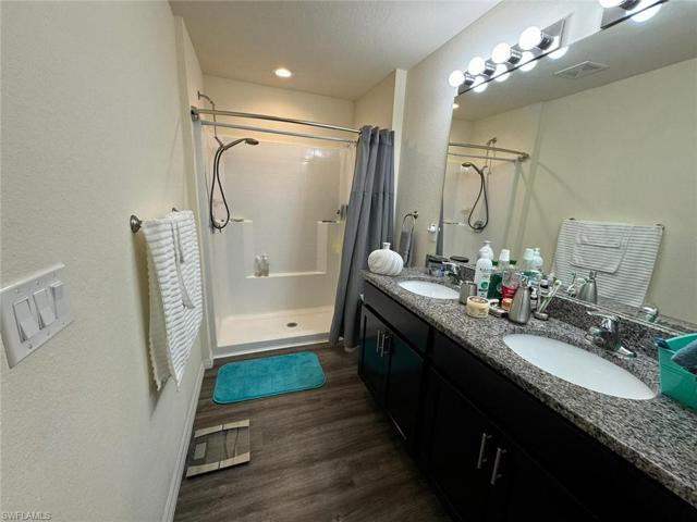 9032  Meadow  CIR, LABELLE, FL 33935