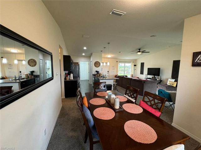 9032  Meadow  CIR, LABELLE, FL 33935