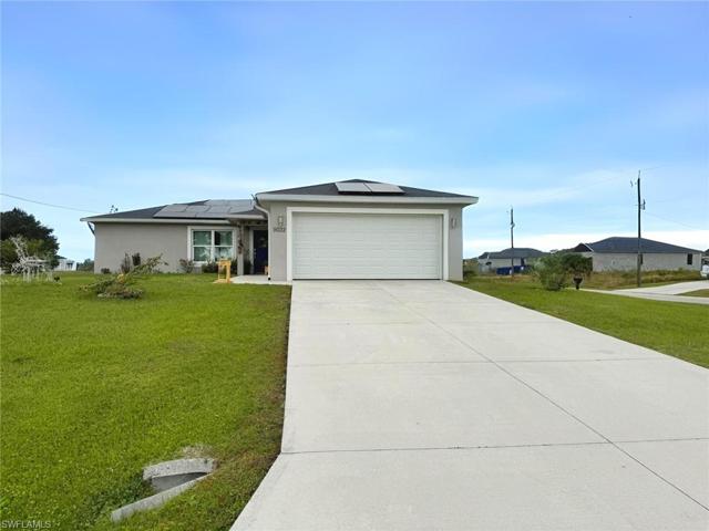 9032  Meadow  CIR, LABELLE, FL 33935