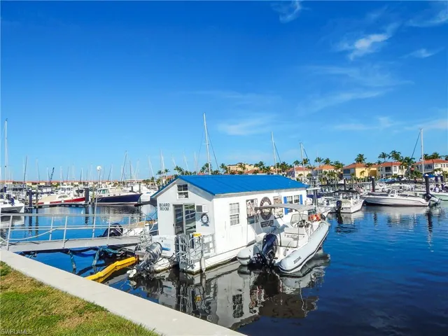 Freedom Boat Club