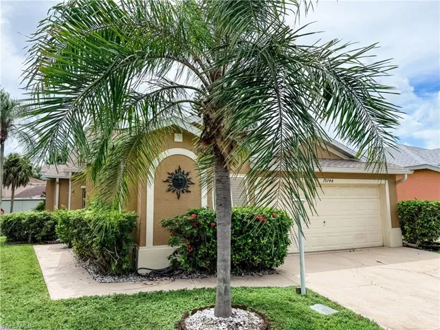 10744 Blue Bimini Cir, Estero, Florida 33928