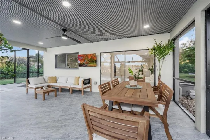 Covered patio with furnishings