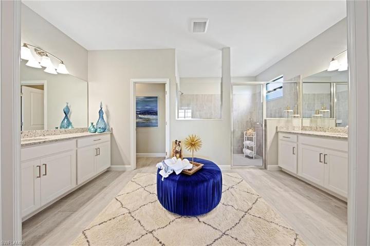 17712  Saddleback  LOOP, North Fort Myers, FL 33917