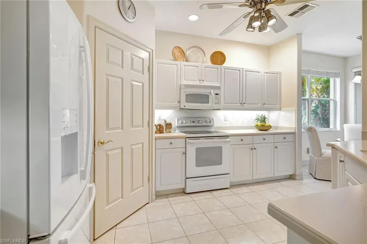 867 Carrick Bend Cir W # 2101, Naples Fl 34110