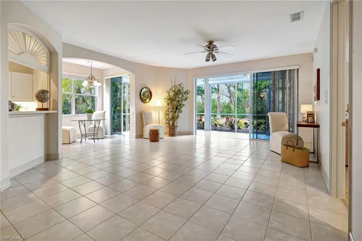 867 Carrick Bend Cir W # 2101, Naples Fl 34110