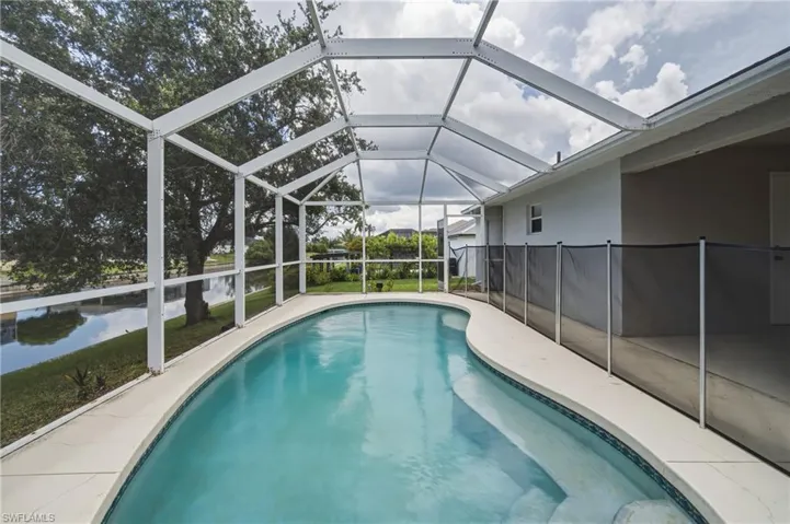 2022 Sw 15th Ave, Cape Coral, Florida 33991