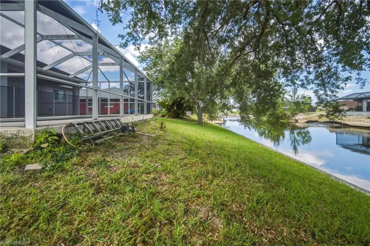 2022 Sw 15th Ave, Cape Coral, Florida 33991