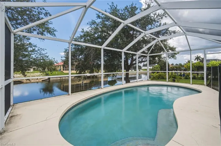2022 Sw 15th Ave, Cape Coral, Florida 33991