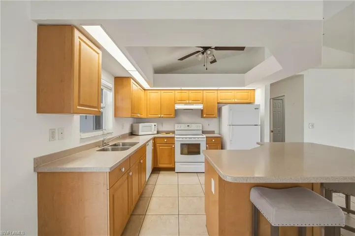 2022 Sw 15th Ave, Cape Coral, Florida 33991