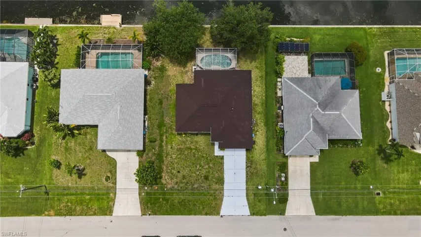 2022 Sw 15th Ave, Cape Coral, Florida 33991
