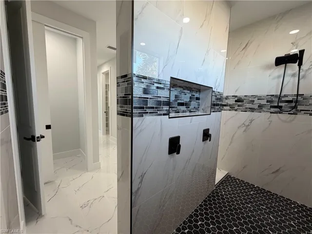 112 Ne 6th St, Cape Coral, Florida 33909