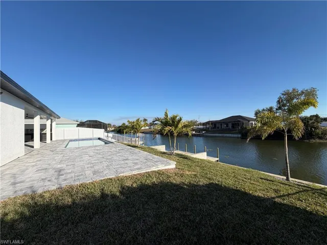 112 Ne 6th St, Cape Coral, Florida 33909