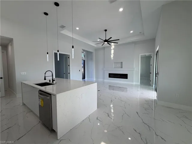 112 Ne 6th St, Cape Coral, Florida 33909
