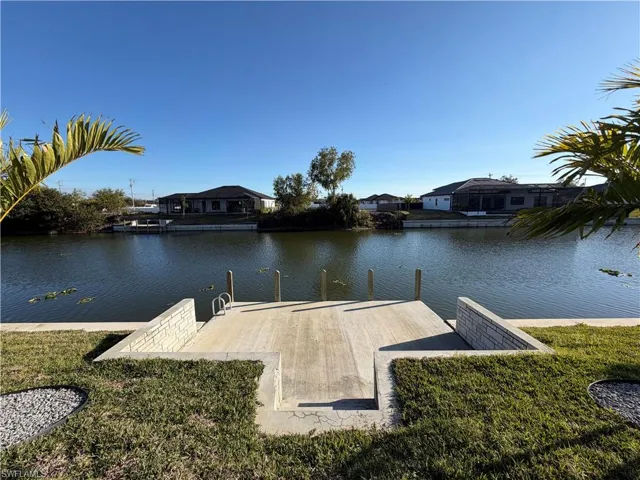 112 Ne 6th St, Cape Coral, Florida 33909
