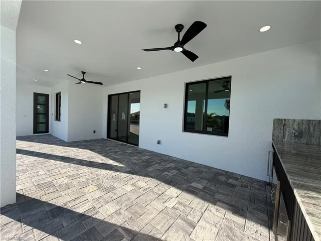 112 Ne 6th St, Cape Coral, Florida 33909