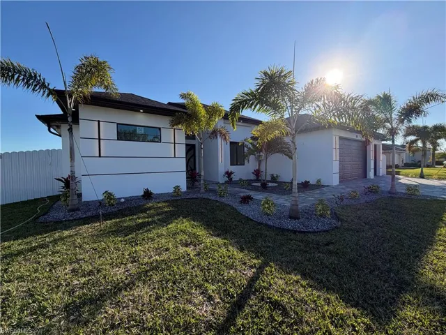 112 Ne 6th St, Cape Coral, Florida 33909