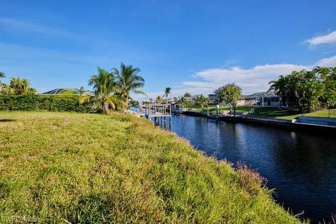 1312 Se 23rd St, Cape Coral Fl 33990