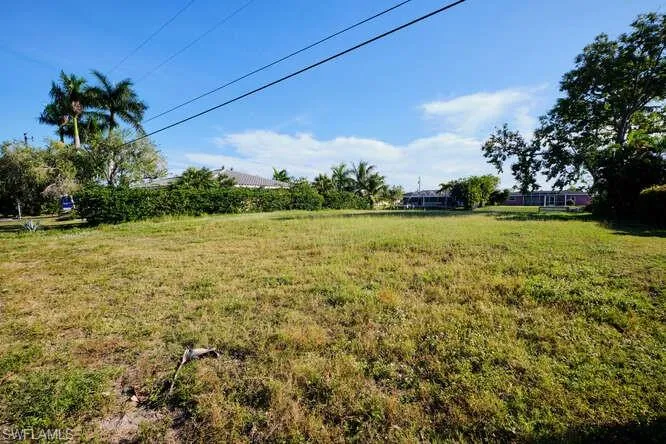 1312 Se 23rd St, Cape Coral Fl 33990