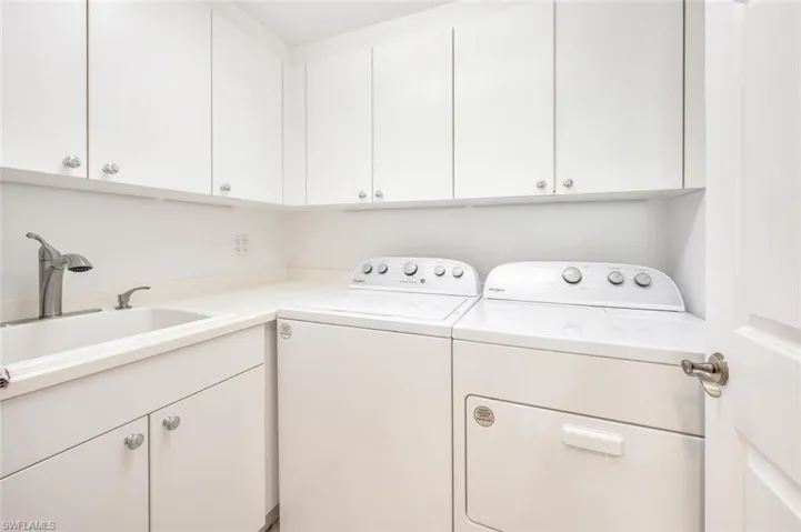7225 Pelican Bay Blvd 2004, Naples, Florida 34108