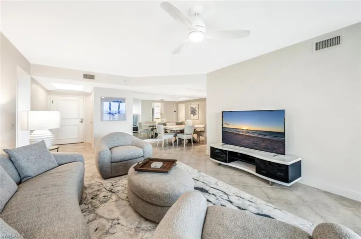 7225 Pelican Bay Blvd 2004, Naples, Florida 34108