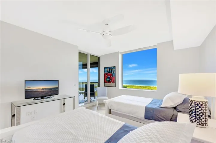 7225 Pelican Bay Blvd 2004, Naples, Florida 34108