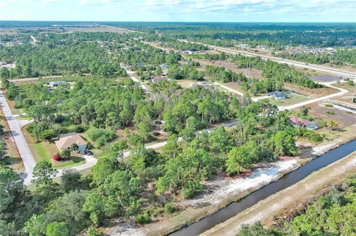 Aerial overview of property's location