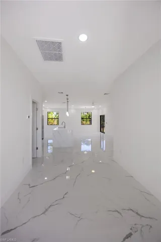 Foyer, entryway to the house