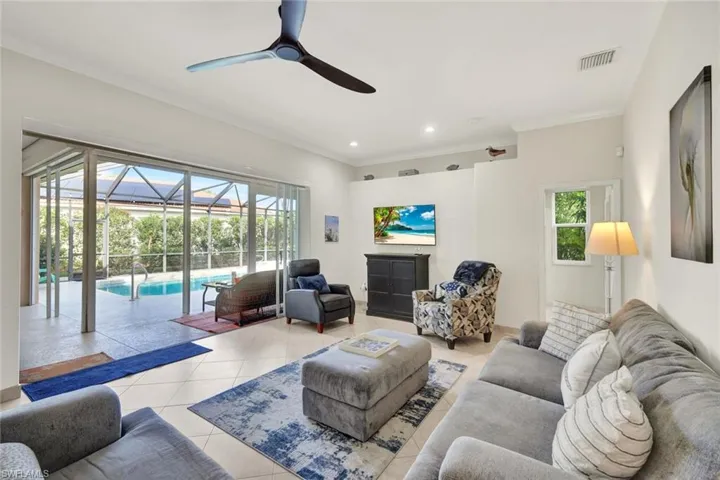 9411 Cedar Creek Dr, Bonita Springs, Florida 34135