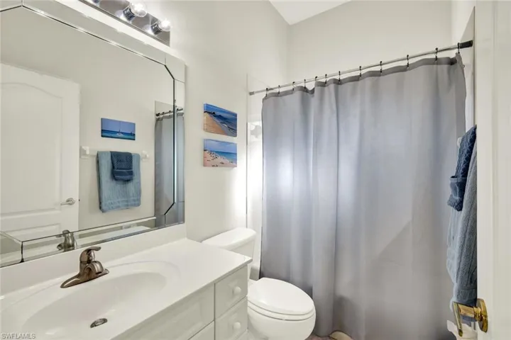 9411 Cedar Creek Dr, Bonita Springs, Florida 34135