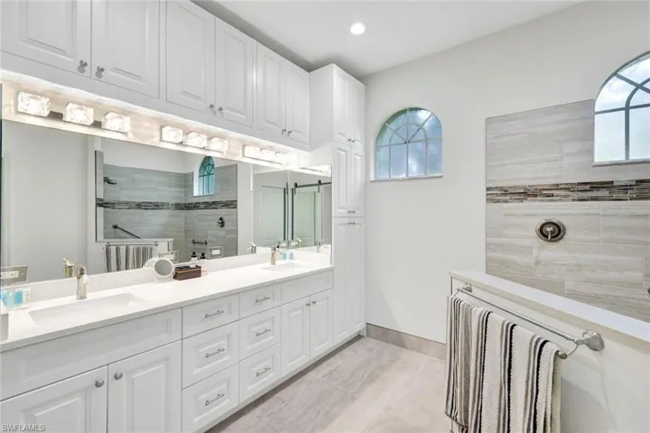 9411 Cedar Creek Dr, Bonita Springs, Florida 34135