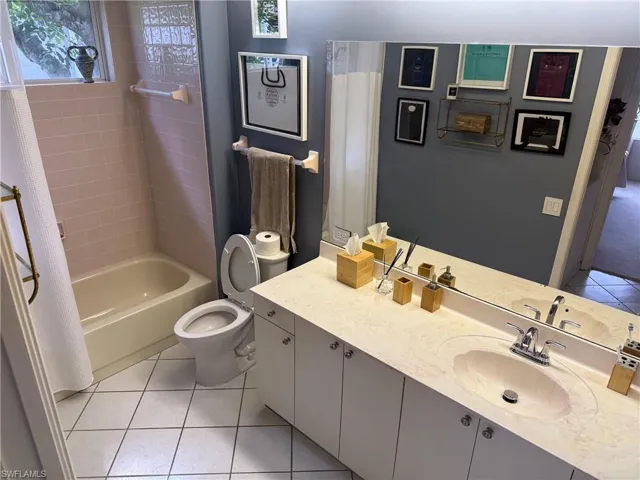 13781 Tonbridge Ct, Bonita Springs, Florida 34135