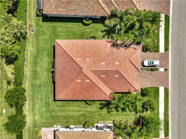 2072  Wellington  ST, Naples, FL 34120