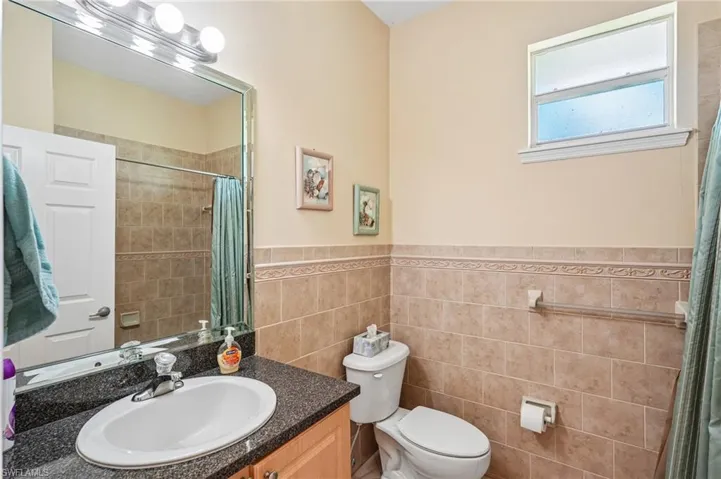 3761 35th Ave Ne, Naples, Florida 34120