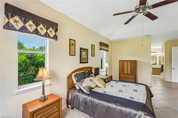 3761 35th Ave Ne, Naples, Florida 34120
