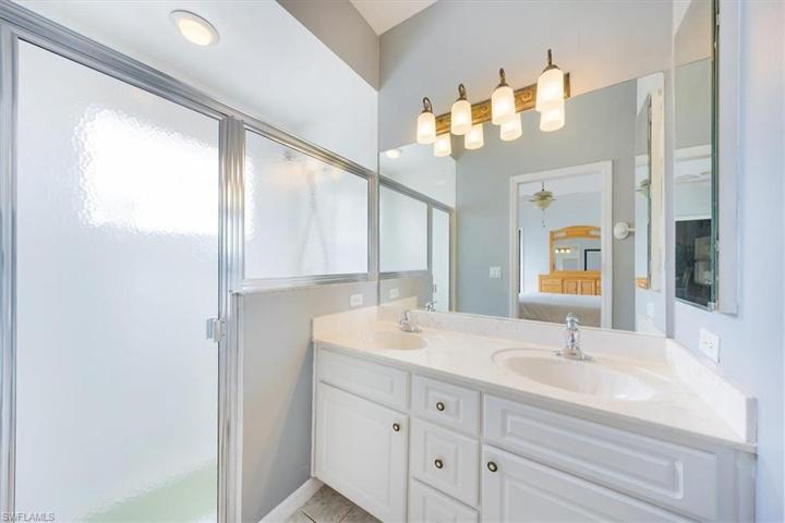 10726  Parrot Cove  CIR, Estero, FL 33928