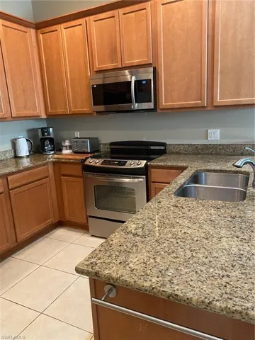 Kitchen with Stainless Steel Applicances