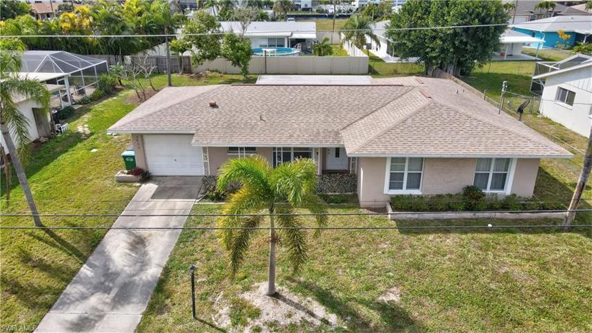 3830 SE 12th PL, CAPE CORAL FL 33904