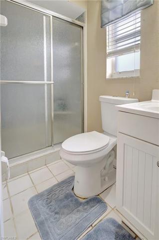 3830 SE 12th PL, CAPE CORAL FL 33904