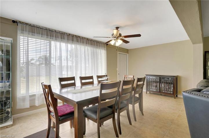3830 SE 12th PL, CAPE CORAL FL 33904