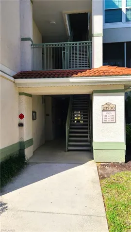 Building #10, entrance to stairwell.