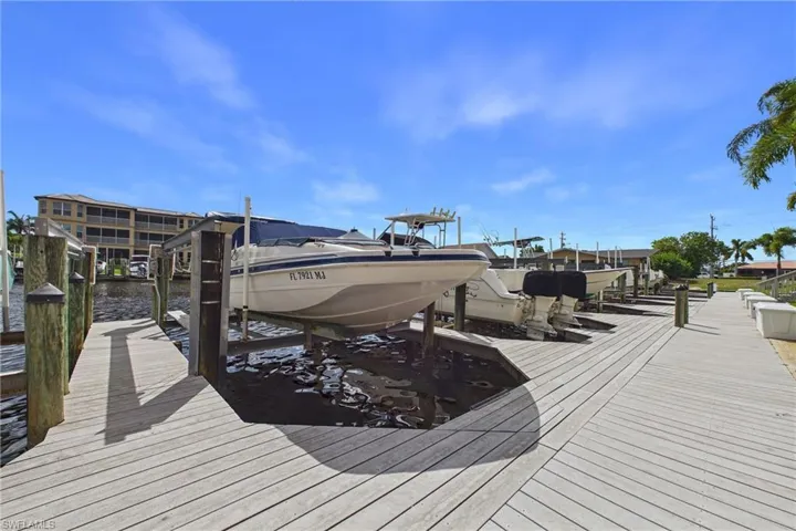 DEEDED Dock with boat lift.