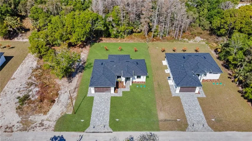 Aerial view of property and surrounding area