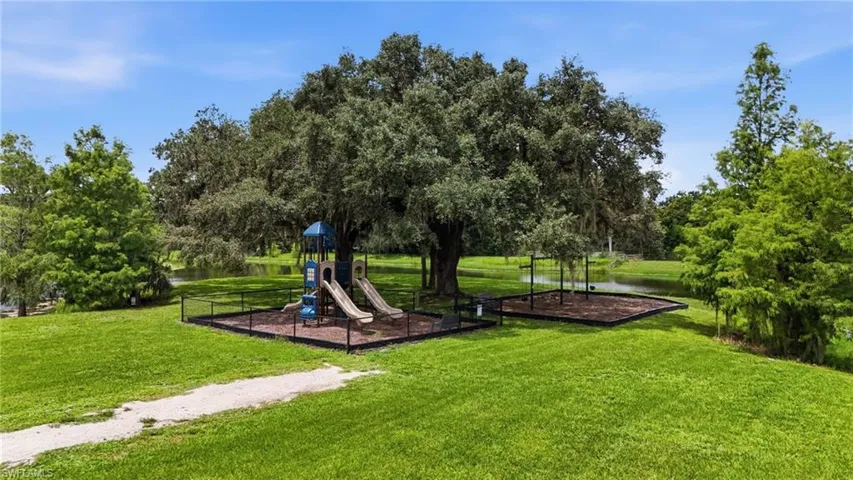 4651 Castalia Ct, Fort Myers, Florida 33905