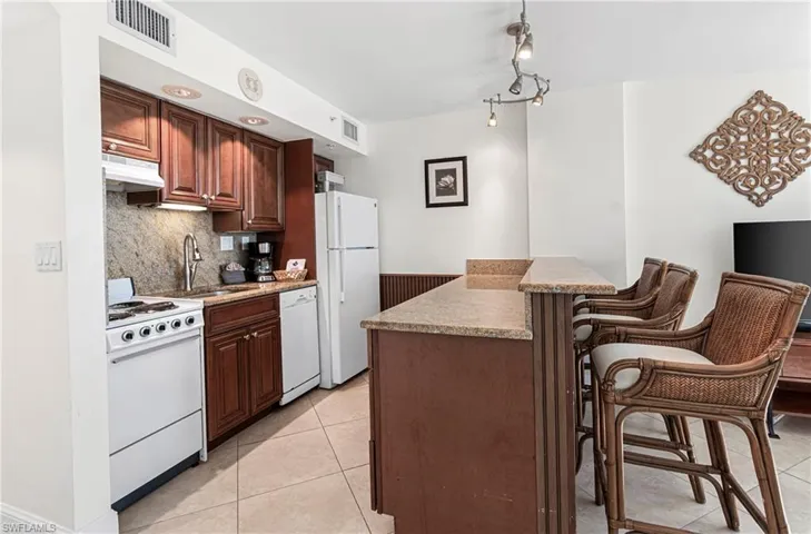 8771 Estero Blvd 907, Bonita Springs, Florida 33931