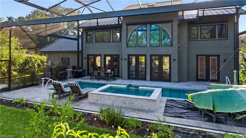 5700 Waxmyrtle Way, Naples, Florida 34109