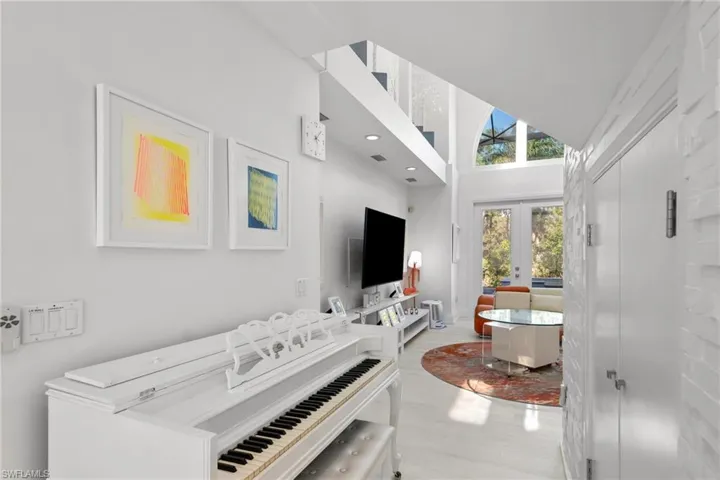 5700 Waxmyrtle Way, Naples, Florida 34109