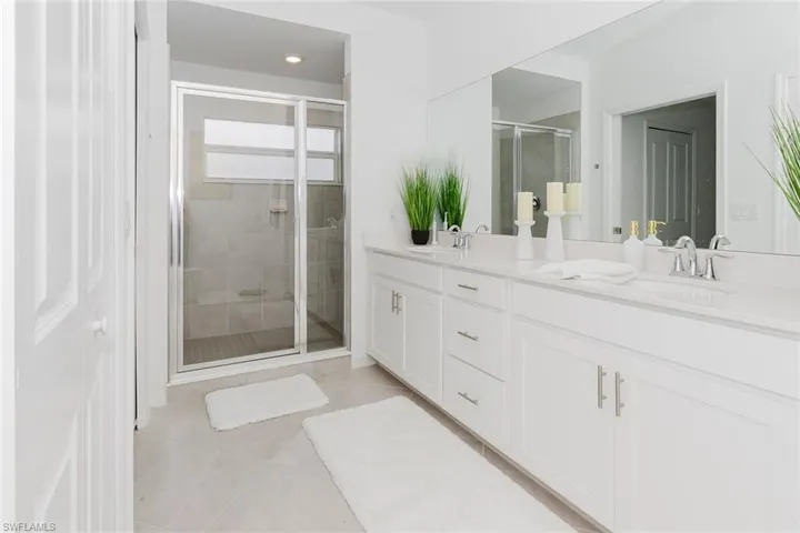 5433 Double Eagle Cir 2928, Ave Maria, Florida 34142
